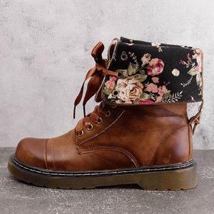 NEW Brown combat boots with floral interior (10)